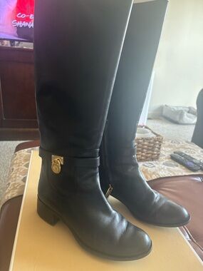 Michael Kors Black Leather Women's Knee-High Boots size 7.5